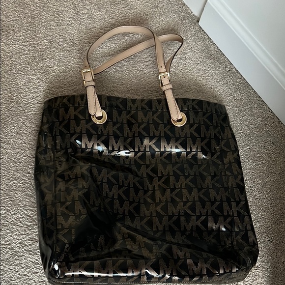 Michael Kors Black and Tan Monogram Tote - like new condition hardly used - Picture 2 of 4